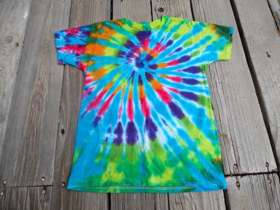 Tie-Dye T-Shirt Made to Order in Turquoise Fuchsia Yellow