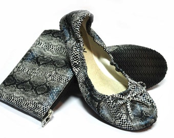silver foldable flats