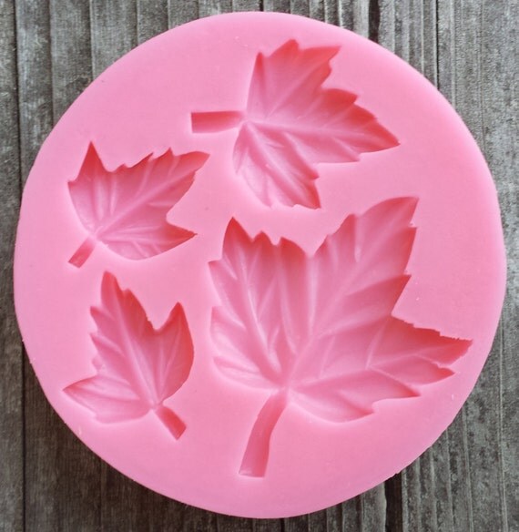 Ivy Leaf Applique Silicone Mold