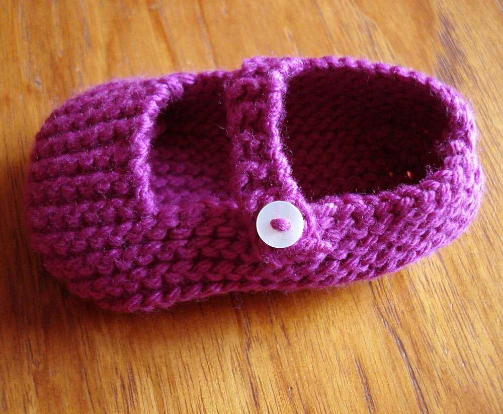 Knitting Pattern for Mary Jane Baby Shoes 12-18 months PDF