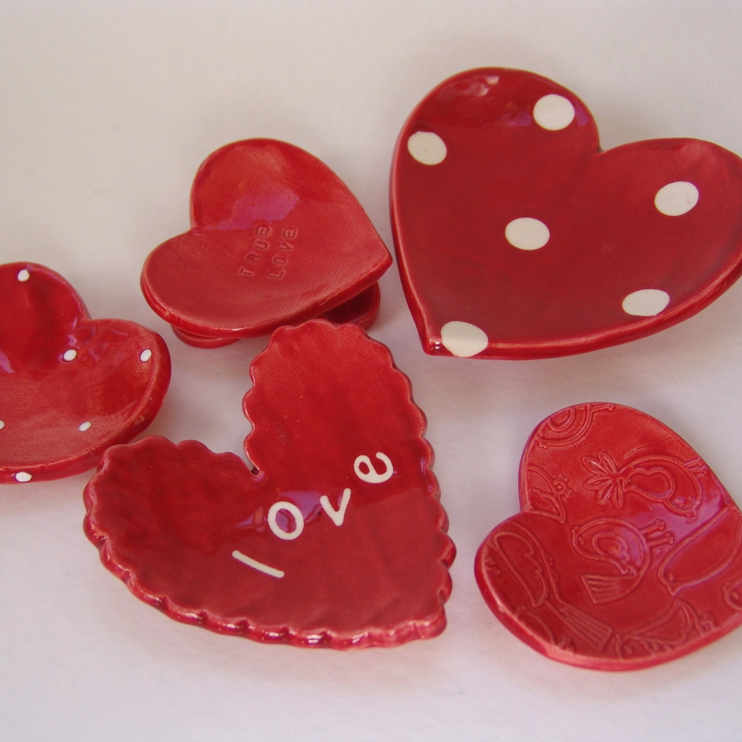 True Love Ceramic Hearts Set Of 5 Red & White Polka By Maryjudy