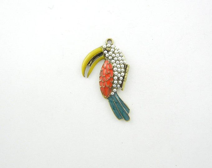 Colorful Toucan Pendant Burnished Gold-tone Faux Pearls