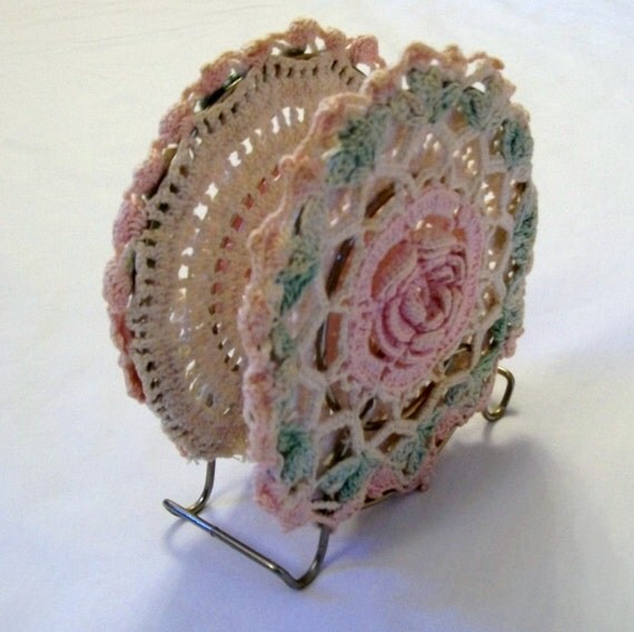 Crochet Napkin Holder Vintage Crochet napkin holder Pink