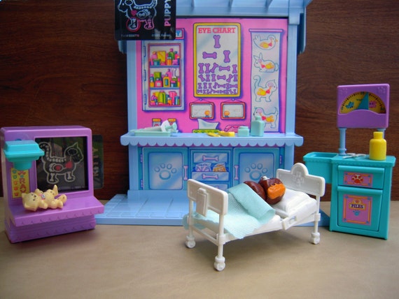 1993 Littlest Pet Shop Care Center Playset By Kenner