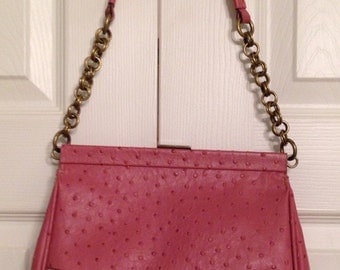 Vintage pink Vinilo purse / pocketbook / bag with gold link chain handle and gold clasp