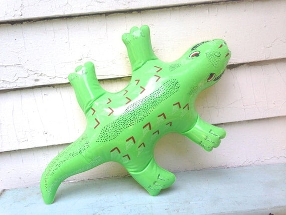 alligator blow up pool toy