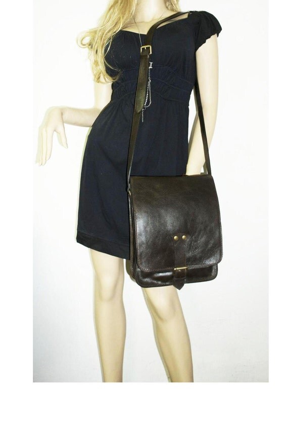 Genuine leather messenger bag UNISEX by ChicLeather on Etsy