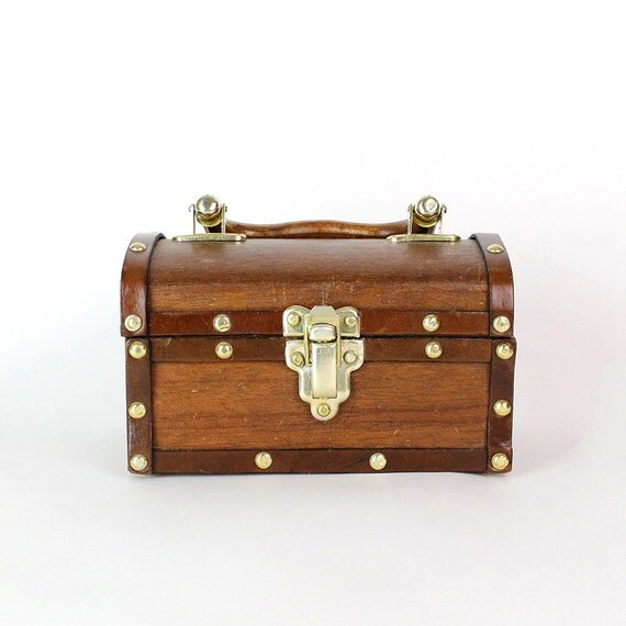 Treasure Chest Handbag Wood Purse 70s Structured Top by OmniaVTG
