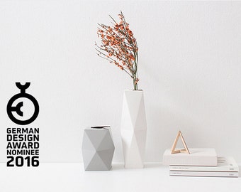 2 x SNUG.VASE high/white and low/grey