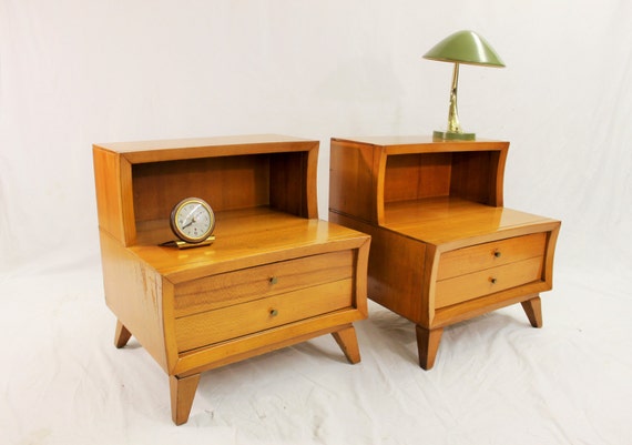 Mid Century Modern Stanley nightstands table set (2)