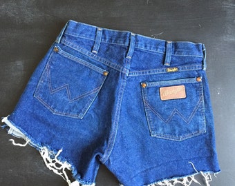 Vintage Wrangler Denim high waisted cutoff shorts size 30