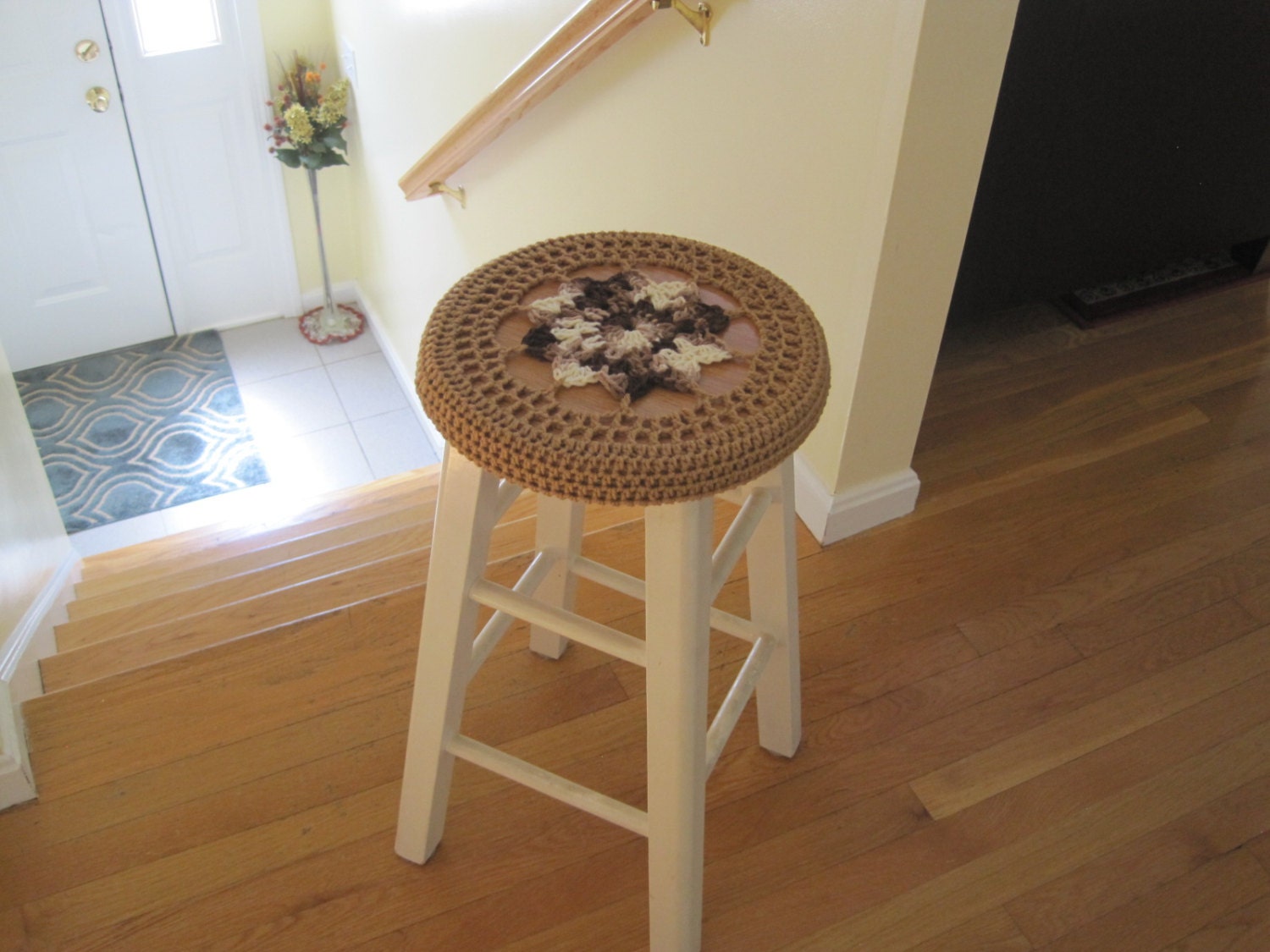Crochet Bar Stool Cover/Cozy shaded browns/warm brown