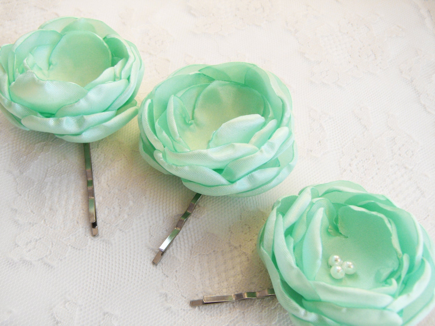 Mint green flower hair pins Wedding hair accessories