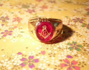 1 Vintage Goldplated Masonic Ring