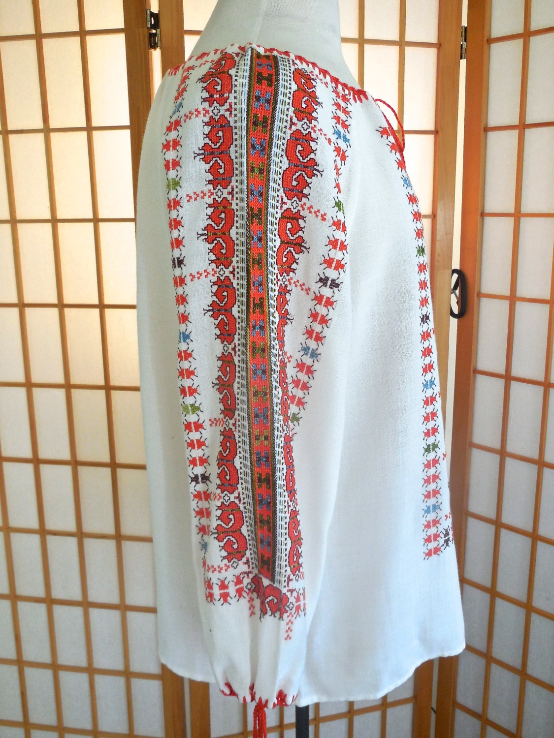 Vintage 80s Hungarian Peasant Blouse with Long Sleeves in