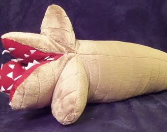 beetlejuice plush sandworm