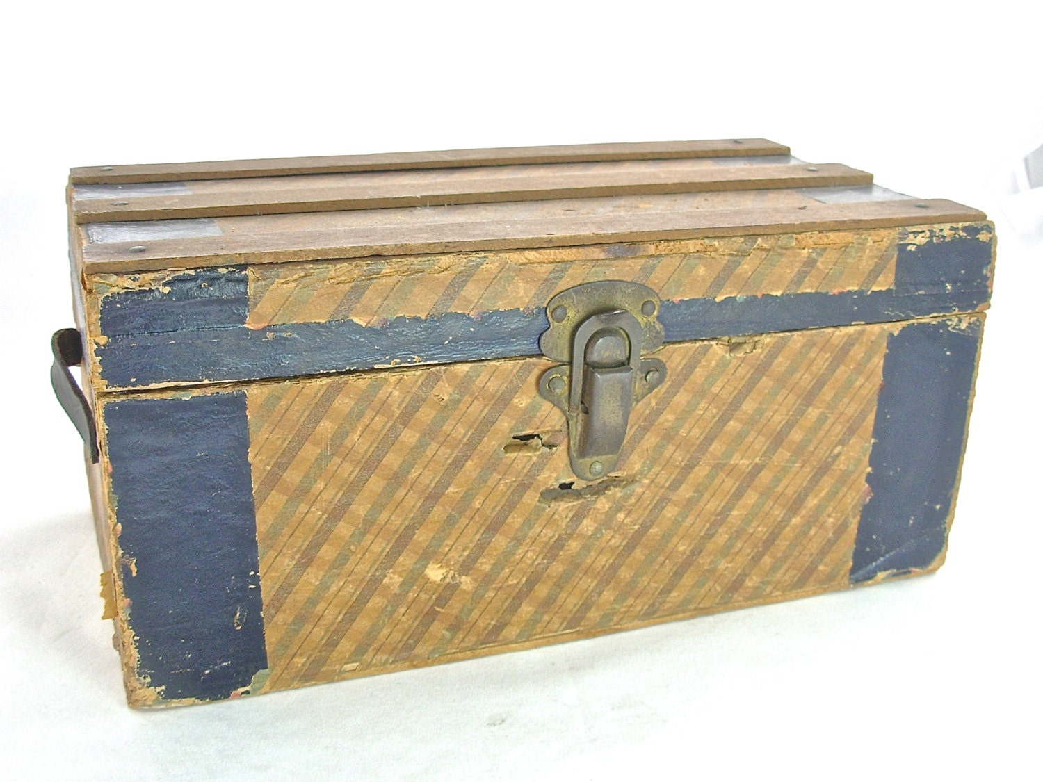 Antique STEAMER TRUNK MINIATURE, Handmade Wood Toy Doll Storage Chest