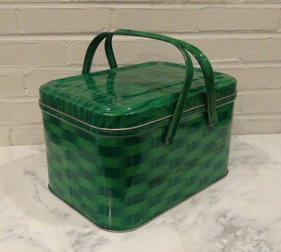 Vintage Metal Picnic Basket / Tin Picnic Box / 1950's