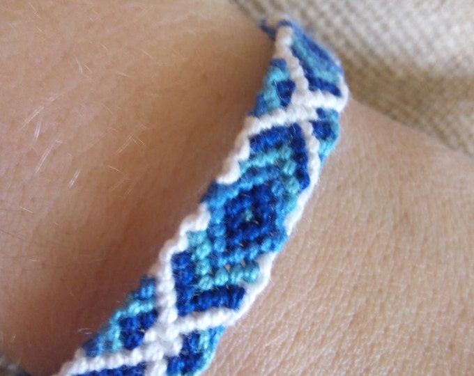 Friendship Bracelet, Macrame, Woven Bracelet, Wristband, Knotted Bracelet - Blue light blue white degradeOmbre Bracelet Wristband