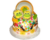 Froggie Twins Diaper Cake - Spring or Summer baby gift - 12 diapers Froggie Twins Diaper Cake - Spring or Summer baby gift - 12 diapers