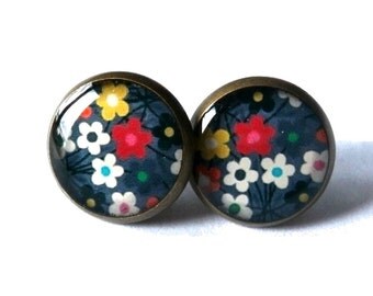 COLORFUL FLOWER EARRINGS - flowers earrings - flower stud earrings - Summer Jewelry - Hypoallergenic - gifts under 20 - Gifts for Teen Girls