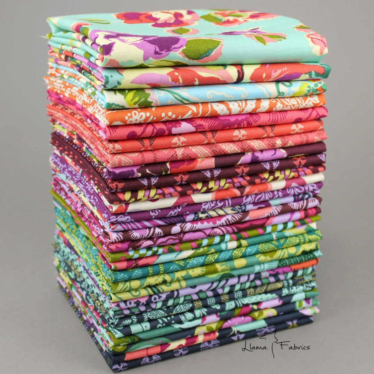 Bright Heart Fat Quarter Bundle Complete by LlamaFabrics on Etsy