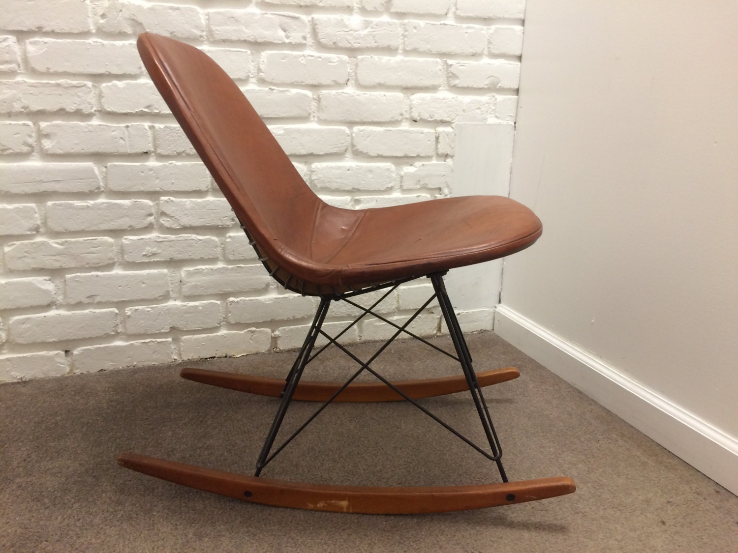 Eames Rocker Herman Miller Mid Century Modern RKR-1 Brown Leather Chair