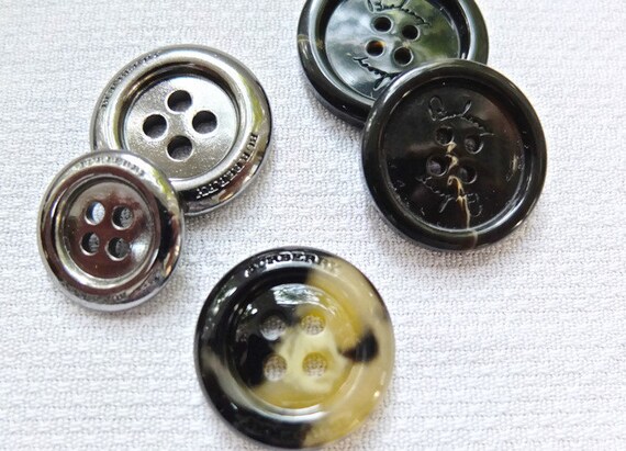 burberry button replacement
