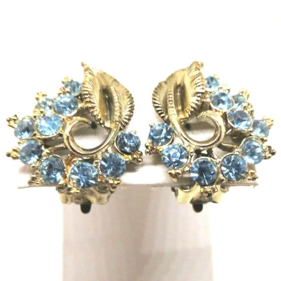 Blue Earrings Vintage Star Signed Gold Tone Blue by MyDellaWear