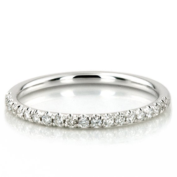 Scalloped Diamond Band | Bijoux Majesty