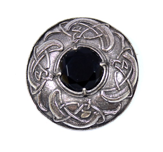 Vintage Scottish Miracle brooch large round black stone pin