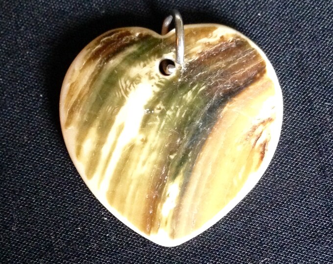 Storewide 25% Off SALE Vintage Opalescent Mother Of Pearl Elegant Heart Shaped Pendant Featuring Lovely Hand Painted Pink Rose Design
