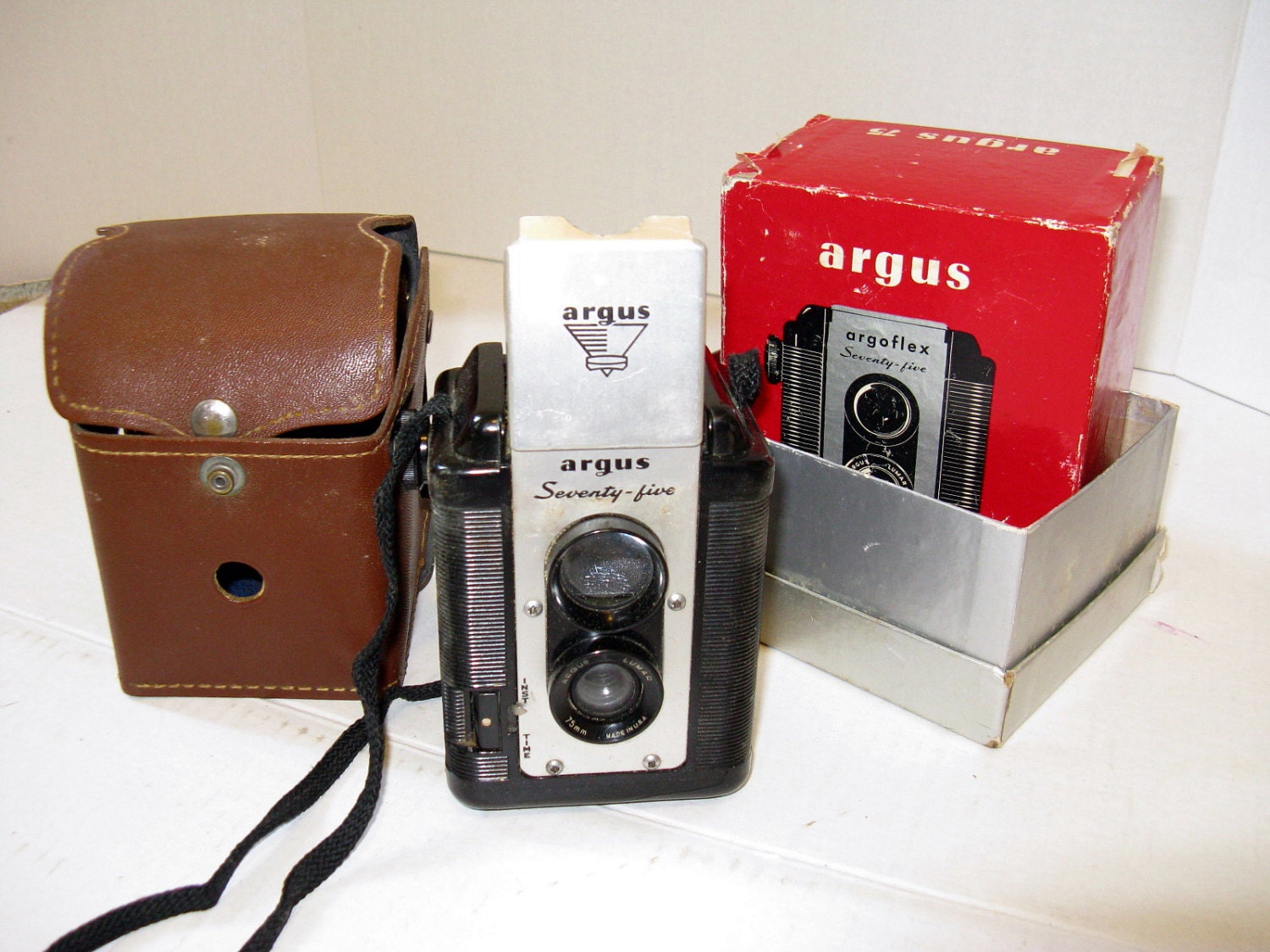 Vintage Argus Argoflex 75 film camera in the original box