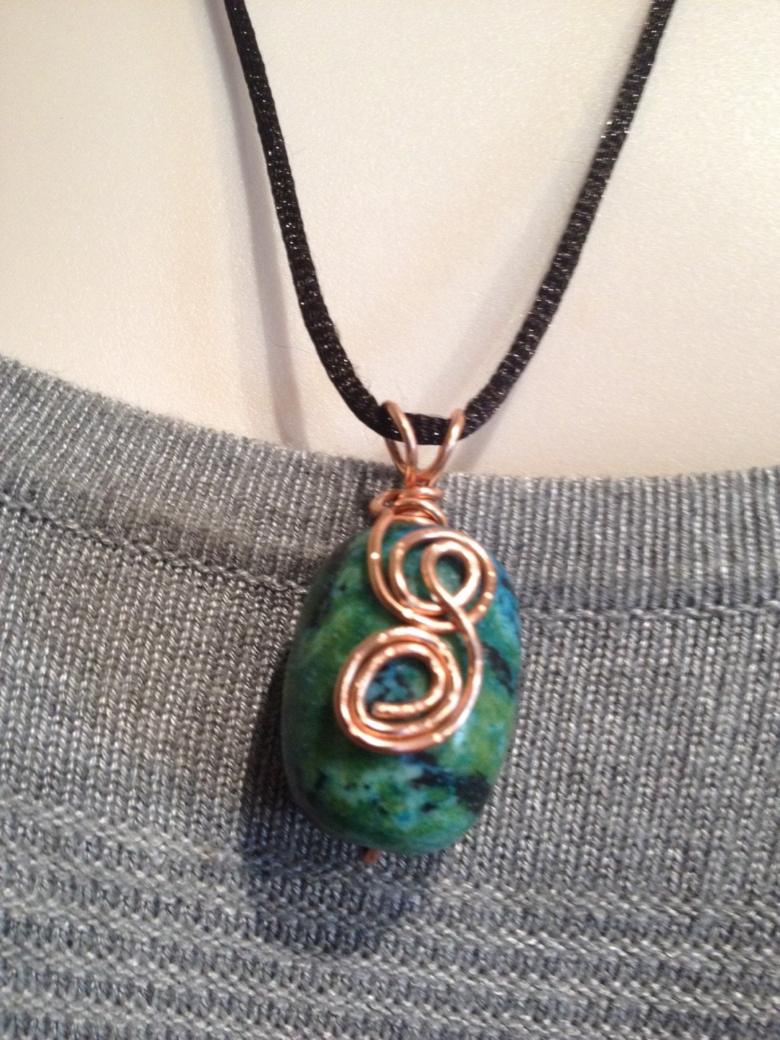 Wire Wrap Pendant NecklaceGreen/Blue by CanastotaCreations