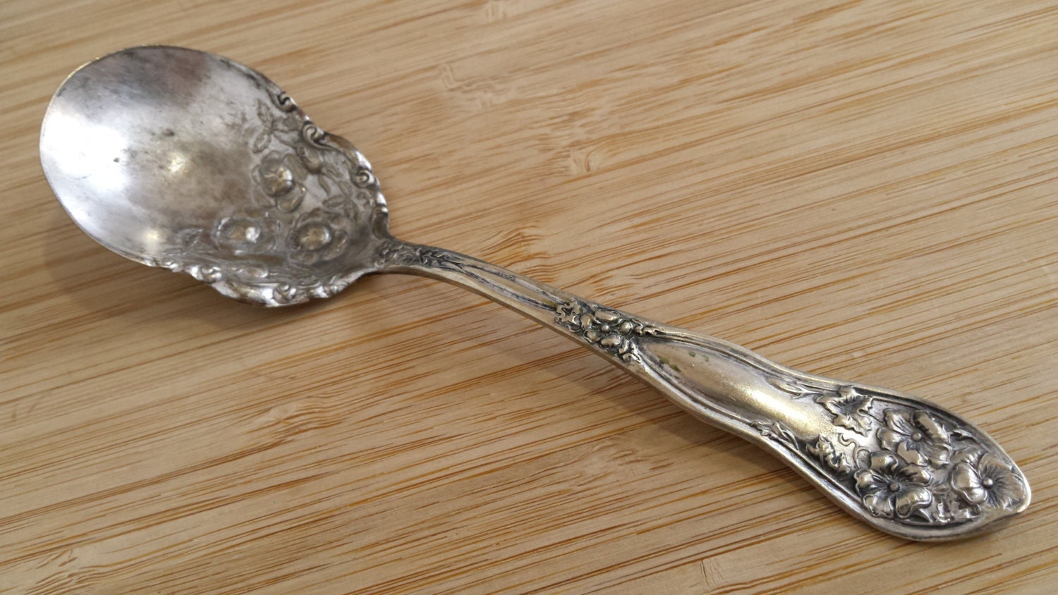 Antique FAIRFIELD Silver 1913 FAIRFIELD ONE Sugar Spoon 6 1/8″ Haute Juice