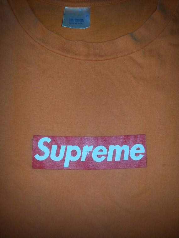 how do supreme t shirts fit