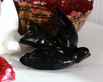 Swallow brooch / pendant - resin - black / ebony
