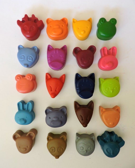 Items similar to 30 Wild Animal crayons,party packs, party favours on Etsy