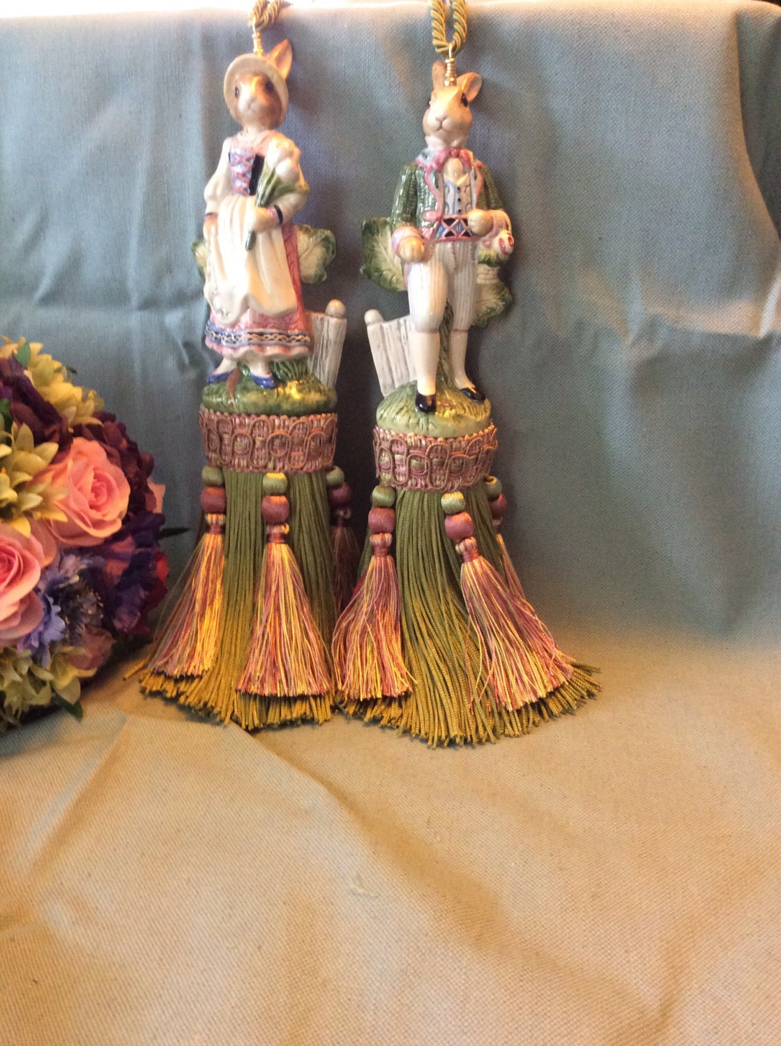 Old World Rabbit Salt Shaker Tassels