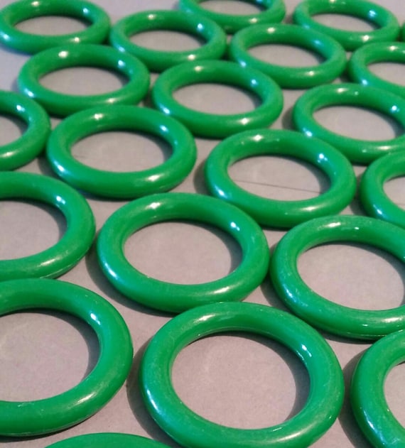 Lot of 32 Green Plastic Craft Rings 1 1/2 inch Macrame