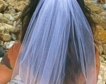 Las Vegas Party Veil, Bachelorette Veil, One Layer Veil, GIRLS NIGHT OUT veil, Party Veil - White Head Veil with Bow