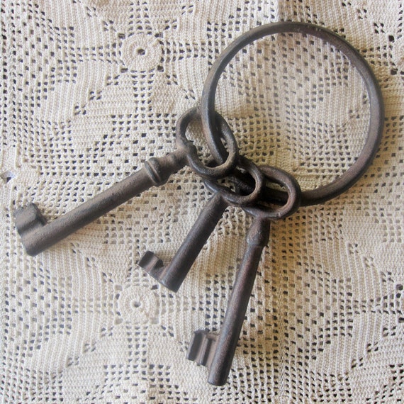 Vintage Cast Iron Keys on Ring Rustic Set of 3 Heavy Jailer