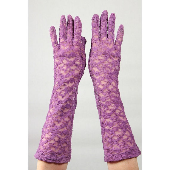 Vintage gloves / Long lace gloves / Lilac purple elbow length