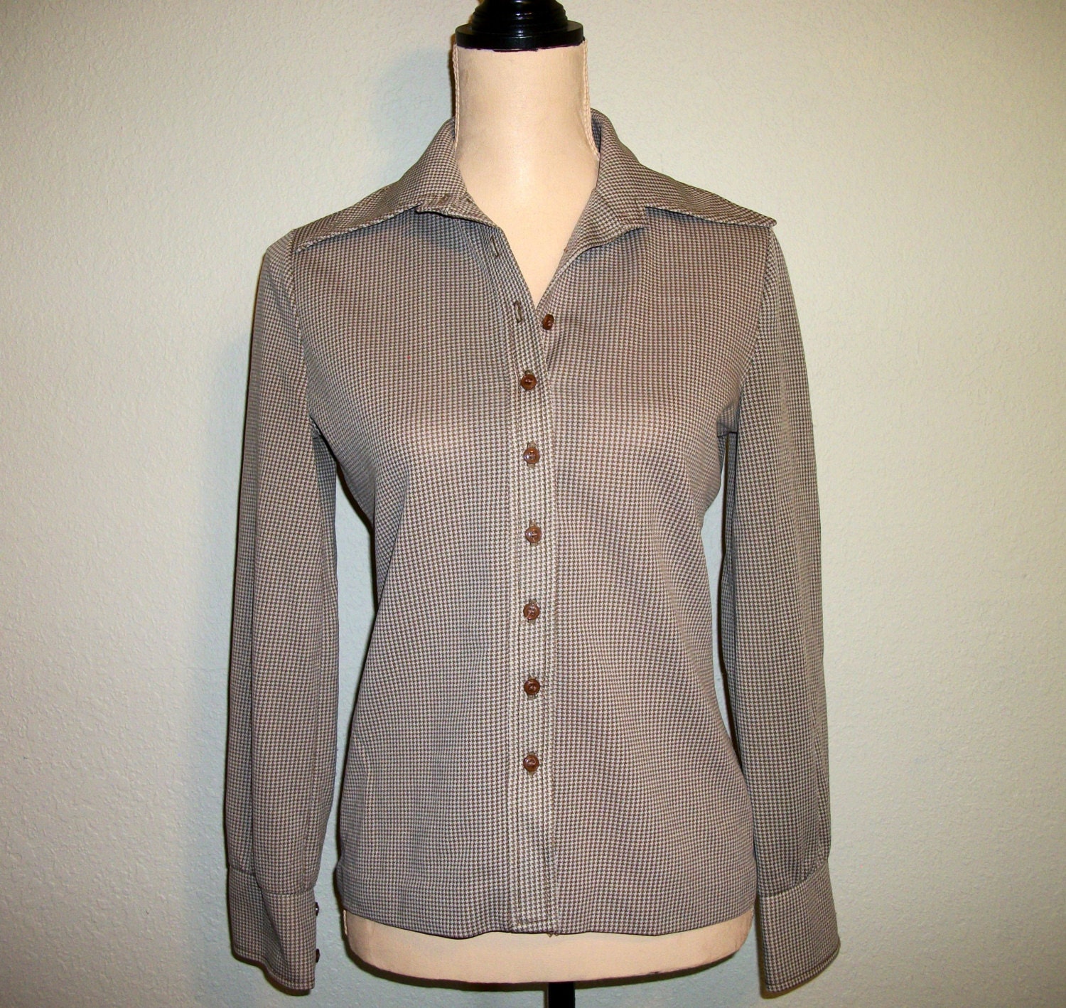 1970's blouses and tops