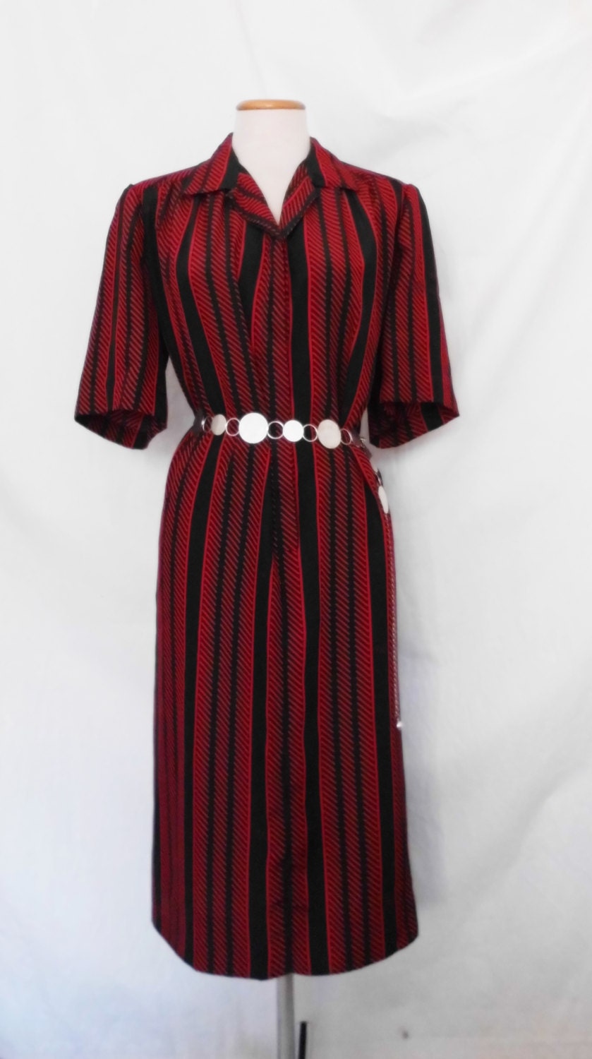 SALE: Vintage Shirtwaist Dress Red & Black by LAndrominaPerfecta
