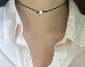 Pearl choker, pearl choker necklace, black pearl choker, pearl choker leather, leather pearl choker, dainty pearl choker, pearl necklace