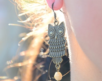 Owl earrings, owl jewelry, bronze owl earrings, animal earrings, cute hippie owl earrings, unique hippie owl earrings