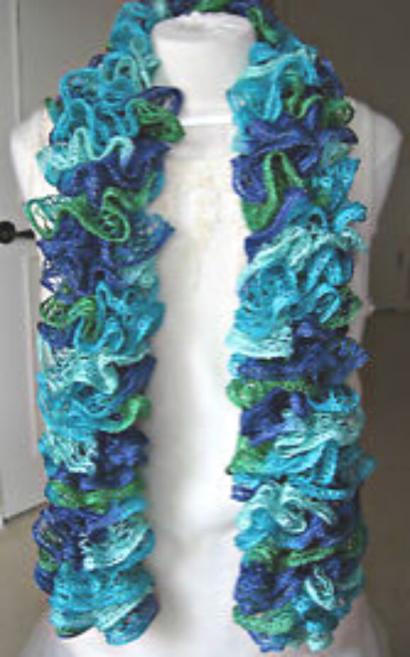 crocheted-sashay-scarf-by-simplyhandmadecrafts-on-etsy