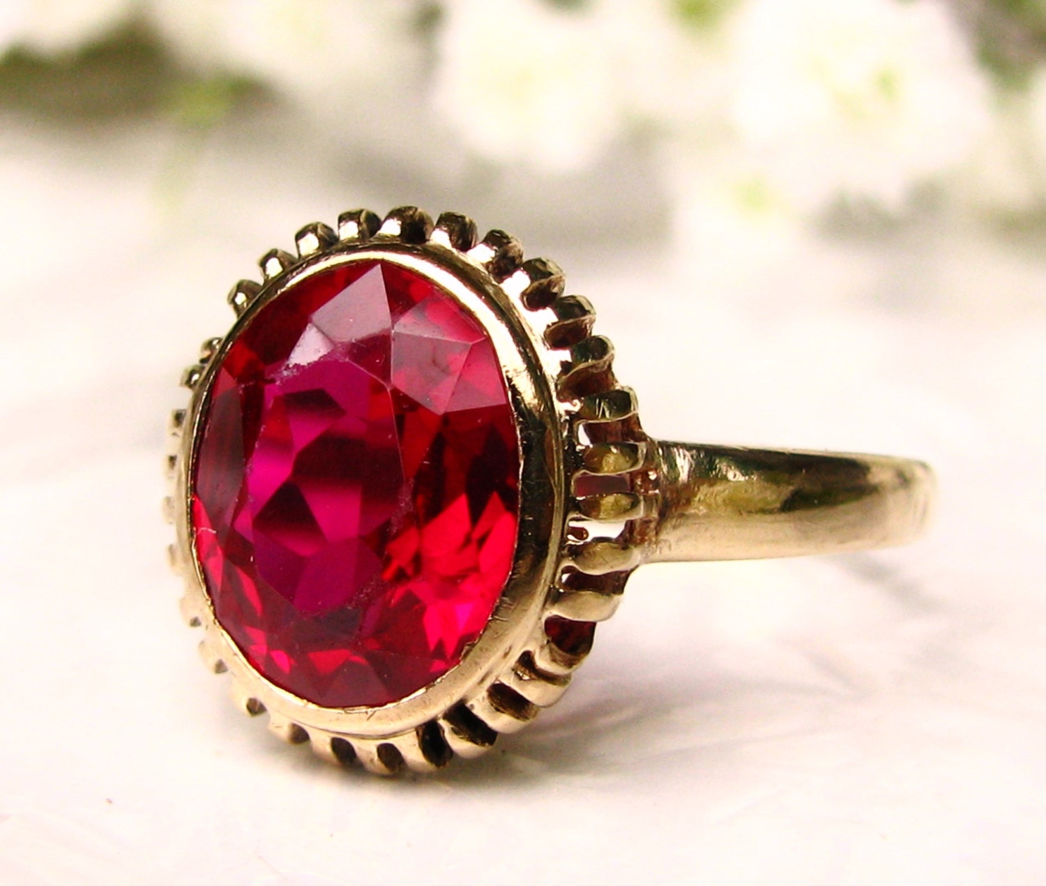 Ruby Ring Vintage 24