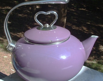ZERO SHIPPING! Vintage Eggplant Chantal Enamel Ware Coated Steel Teapot w/Heart Lid - Purple